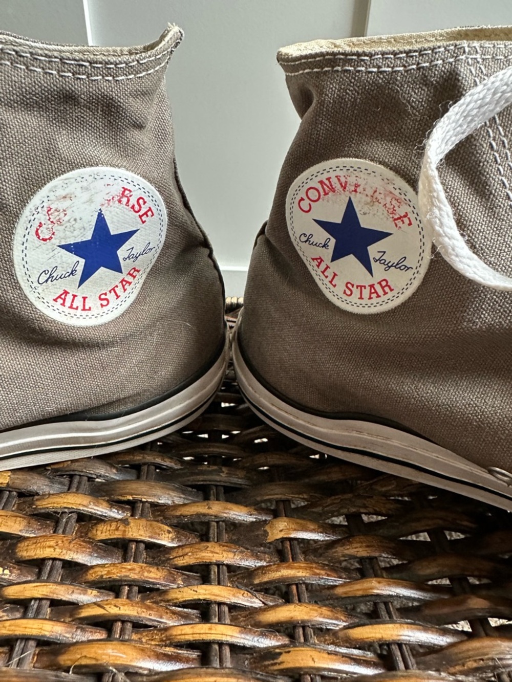 Converse Chuck Taylor All Star Mens 11.5 Women 13.5 High Top Sneakers - Gray